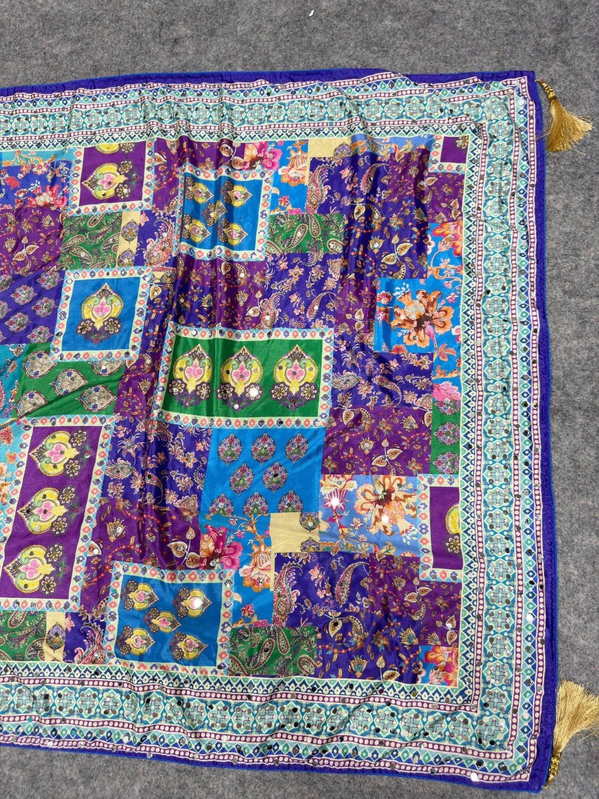 Chinon Silk Saree - Image 4