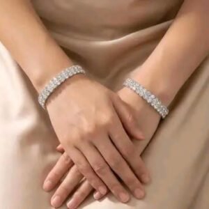 FEMININE UNIQUE JEWELLERY SET