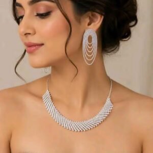 FEMININE UNIQUE JEWELLERY SET